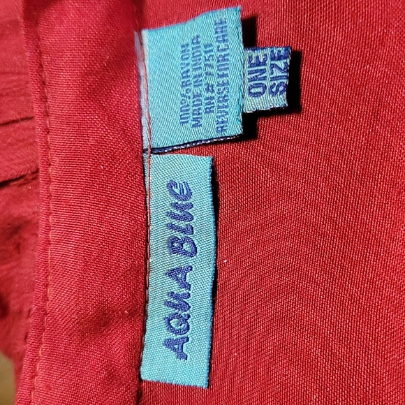 Red tunic - Picture 7 of 7